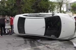 Siirt’te otomobil refüje çarptı: 3 yaralı 