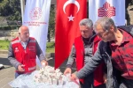 Sinop’ta Vakıf Haftası programında vatandaşlara lokum ikram edildi 