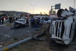 Sivas’ta fındık işçilerini taşıyan minibüs otomobille çarpıştı: 15 yaralı