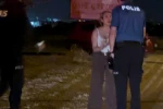 Stüdyo bahçesinde darp edilen kadını polis kurtardı