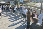 Tekirdağ’da üniversiteliler kart kuyruğunda saatlerce bekledi 