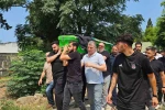 Trafik kazasında hayatını kaybeden 24 yaşındaki genç son yolcuğuna uğurlandı 