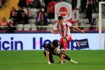 Trendyol Süper Lig: Antalyaspor: 0 - Corendon Alanyaspor: 0 (Maç sonucu) 