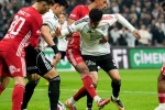 Trendyol Süper Lig: Beşiktaş: 3 - Antalyaspor: 1 (İlk yarı) 