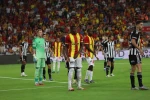 Trendyol Süper Lig: Göztepe: 0 - Beşiktaş: 2 (Maç devam ediyor) 