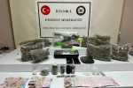 Ümraniye’de "zula evi" operasyonu: 4 kilo uyuşturucu madde ele geçirildi 