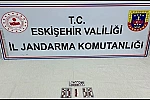 Uyuşturucu bulunduran 2 şahıs jandarma kontrolüne takıldı
