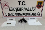 Uyuşturucu bulunduran şahıs jandarma tarafından yakalandı 