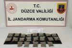 Uyuşturucu maddeleri paketlerken yakalandı 