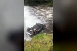 Uzungöl’de araç şelaleye uçtu: 1 yaralı 