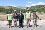 Vali Aydoğdu’dan jandarma personeline asayiş noktasında ziyaret 