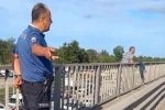 Viyadük üzerinde intihara kalkışan şahsı polis ikna etti