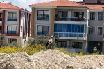 Yatağan’ı leylekler mesken tuttu 
