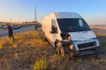 Yozgat’ta otomobil ile minibüs çarpıştı: 2 kişi hayatını kaybetti