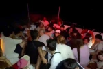 Yunanistan içinde çocukların da bulunduğu düzensiz göçmenleri Türk karasularına geri itti