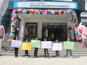 12 derslikli okul törenle hizmete açıldı
