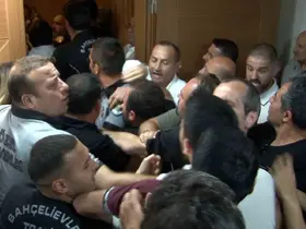 15 Temmuz’a ’tiyatro’ diyen CHP’li meclis üyelerine şehitleri ailelerinden sert tepki
