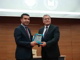151 tez yazısının yarıştığı "6. Muhammed İhsan Oğuz Araştırma Ödülleri" sahiplerini buldu
