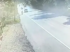 20 yaşındaki genç hafızı hayattan koparan kaza kameraya yansıdı
