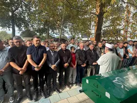 22 günlük yaşam mücadelesini kaybeden İHA telifli muhabiri son yolculuğuna uğurlandı
