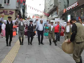 27. Islık Dili Festivali Giresun’da düzenlenen yürüyüşle başladı
