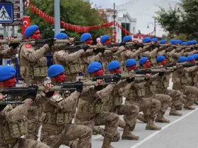 30 Ağustos Zafer Bayramı’nda jandarma komandolardan mest eden gösteri
