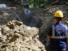 40 bin kişiye hizmet sunacak kaynaklar 5 bin metrelik yeni hat ile abonelere ulaştı
