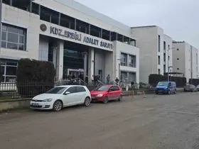 40 yıl hapis cezası bulunan telefon dolandırıcısı yakalandı
