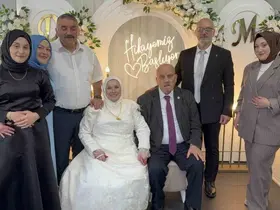 52 yıl sonra hayallerine kavuştular: Kaçarak evlenen çift düğün yaptı
