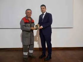 56 yıllık tamirci Çivril’de Yılın Ahisi seçildi
