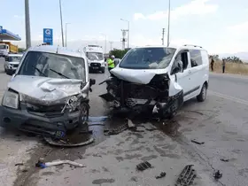 8 kişinin yaralandığı kazanın görüntüleri ortaya çıktı

