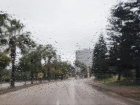Adana güne yağmurlu başladı
