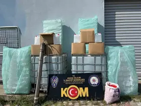 Adana’da 2 ton kaçak etil alkol ele geçirildi
