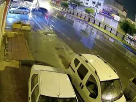 Adana’da feci kaza: O anlar kamerada
