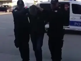 Adana’da Seyhan polisi 264 aranan şahıs ve 34 firari hükümlüyü yakaladı
