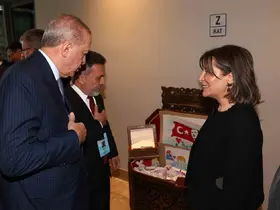 Adanalı çocukların "Kardeşlik Sandığı" Cumhurbaşkanı Erdoğan’a takdim edildi
