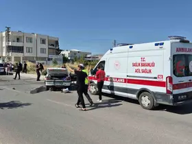 Adıyaman’da kontrolden çıkan otomobil karşı şeride geçti: 1 yaralı
