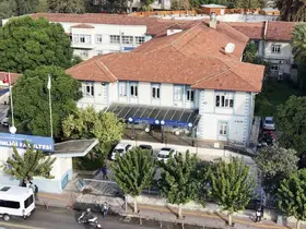 ADÜ Diş Hekimliği Fakültesi 2025 yılında 103 lisans, 16 uzmanlık öğrencisini mezun etti
