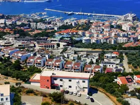 ADÜ, Kuşadası’nda sağlık turizmine güç katıyor
