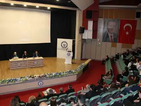 ADÜ’de "Atatürk’ü Anlamak" paneli düzenlendi
