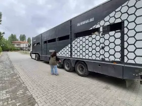 Afyonkarahisar’da hayvan sevklerine yönelik kontroller sürüyor

