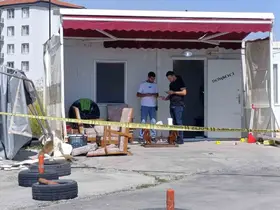 Afyonkarahisar’da minibüs durağına silahlı saldırı: 1 ölü, 1 yaralı
