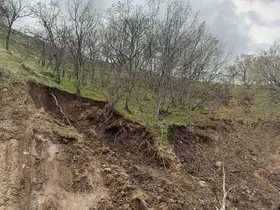 Afyonkarahisar’da tabiat parkı yolu heyelan nedeniyle ulaşıma kapandı
