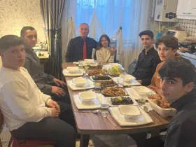 Ağrı Milli Eğitim Müdürü Kökrek’ten öğrencilere iftar

