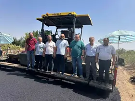 Ağzıkara köyünde sıcak asfalt çalışmaları sona yaklaştı
