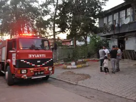 Ahşap evde tandırdan sıçrayan kıvılcımlar yangın çıkarttı
