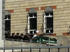 Aile cinayetinde kardeş toprağa verildi, abi tutuklandı
