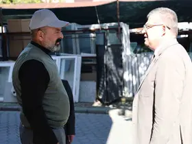 AK Parti Denizli İl Başkanı Subaşıoğlu’ndan Hacı Kaplanlar’da esnaf ziyareti
