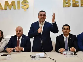 AK Parti heyetinden Sarıkamış’ta gövde gösterisi: Teşkilat buluşması ve yatırımlar sahada incelendi
