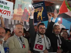 AK Parti Kayseri İl Başkanı Okandan, ‘Kararlılık Yürüyüşü’ne katıldı
